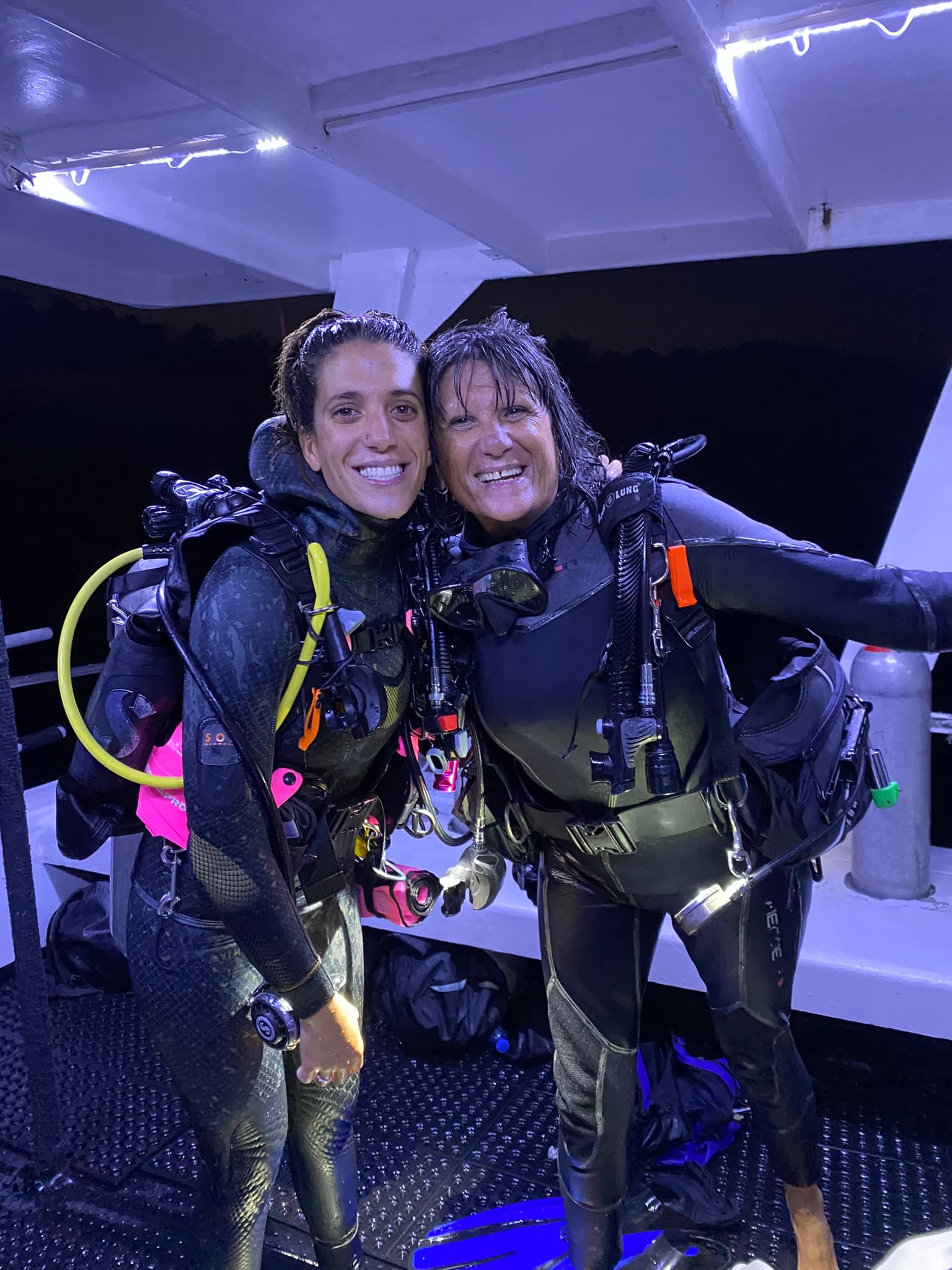 1 Night Dive from Boat